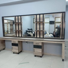 bayan kuaför tezgahı