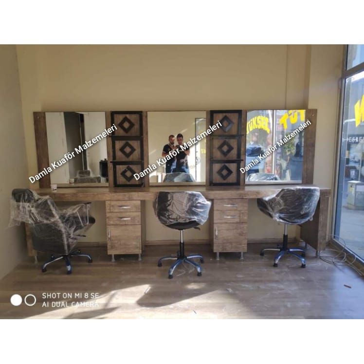 bayan kuaför tezgahı